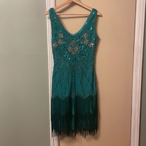 Babeyond 1920’s style sequined tassel flapper dress with fringe